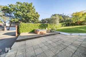 Second Driveway - click for photo gallery